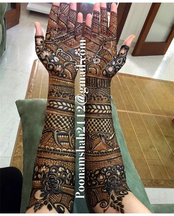 Layered Fringe Stylish Full Hand Mehndi Design Trail